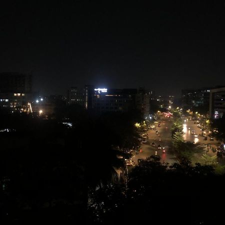 Hotel Pacific By Bestays Mumbai Exteriör bild