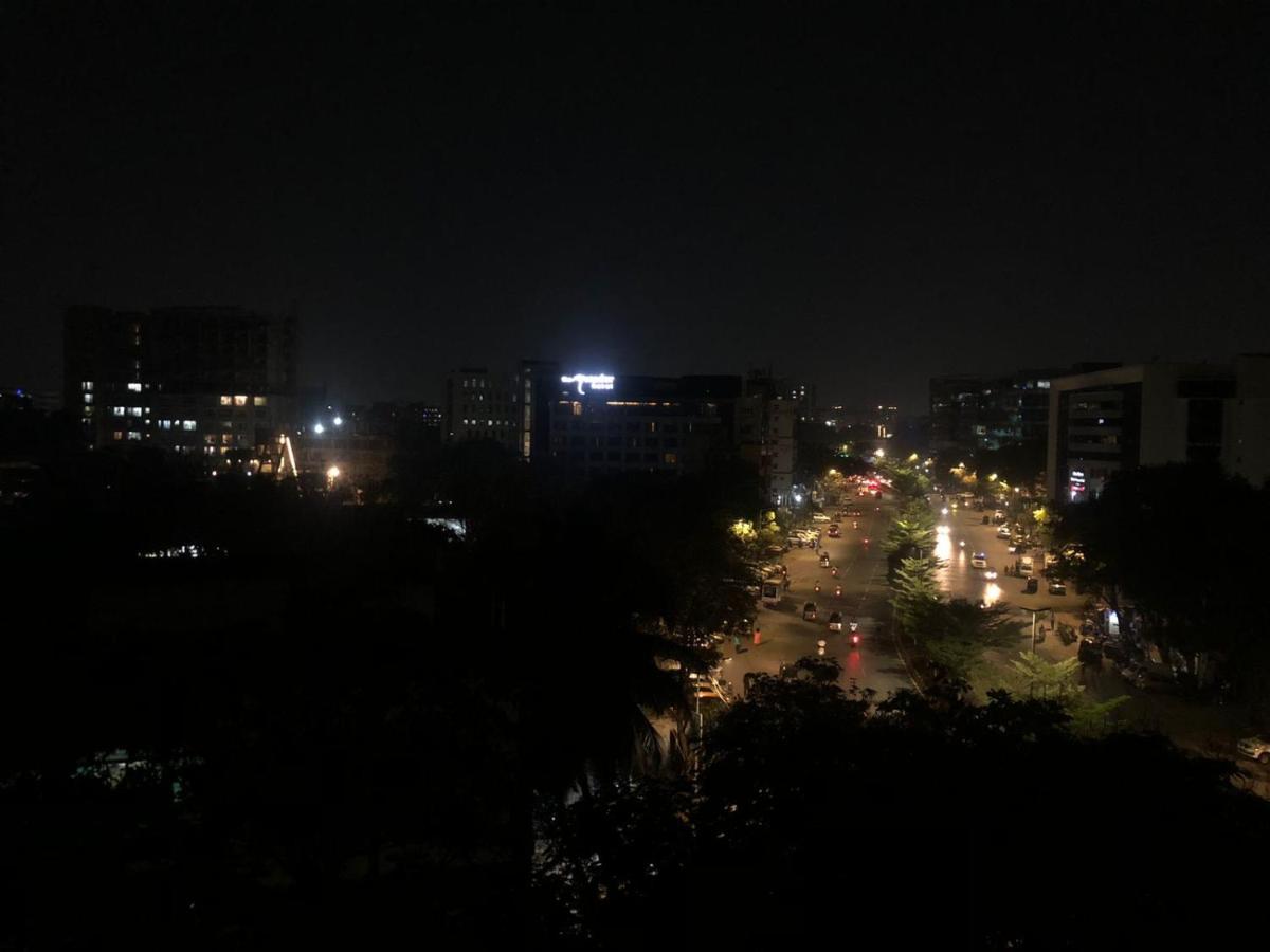 Hotel Pacific By Bestays Mumbai Exteriör bild