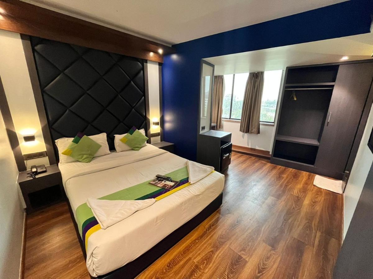 Hotel Pacific By Bestays Mumbai Exteriör bild